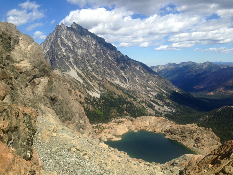 are dogs allowed at ingalls lake