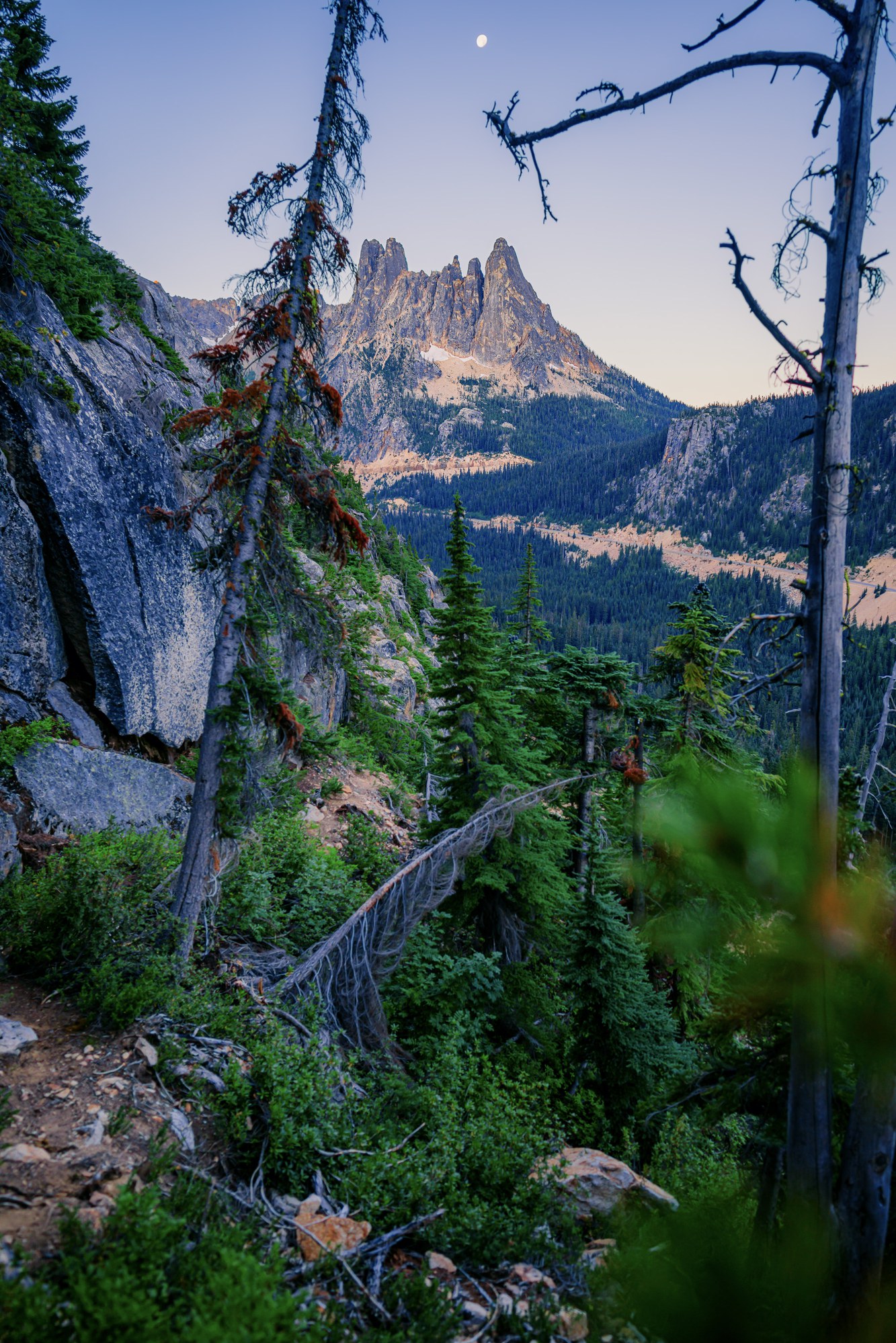 WA Pass Climbing-[_ND10470]-Aug-14-2022-Edit.jpg