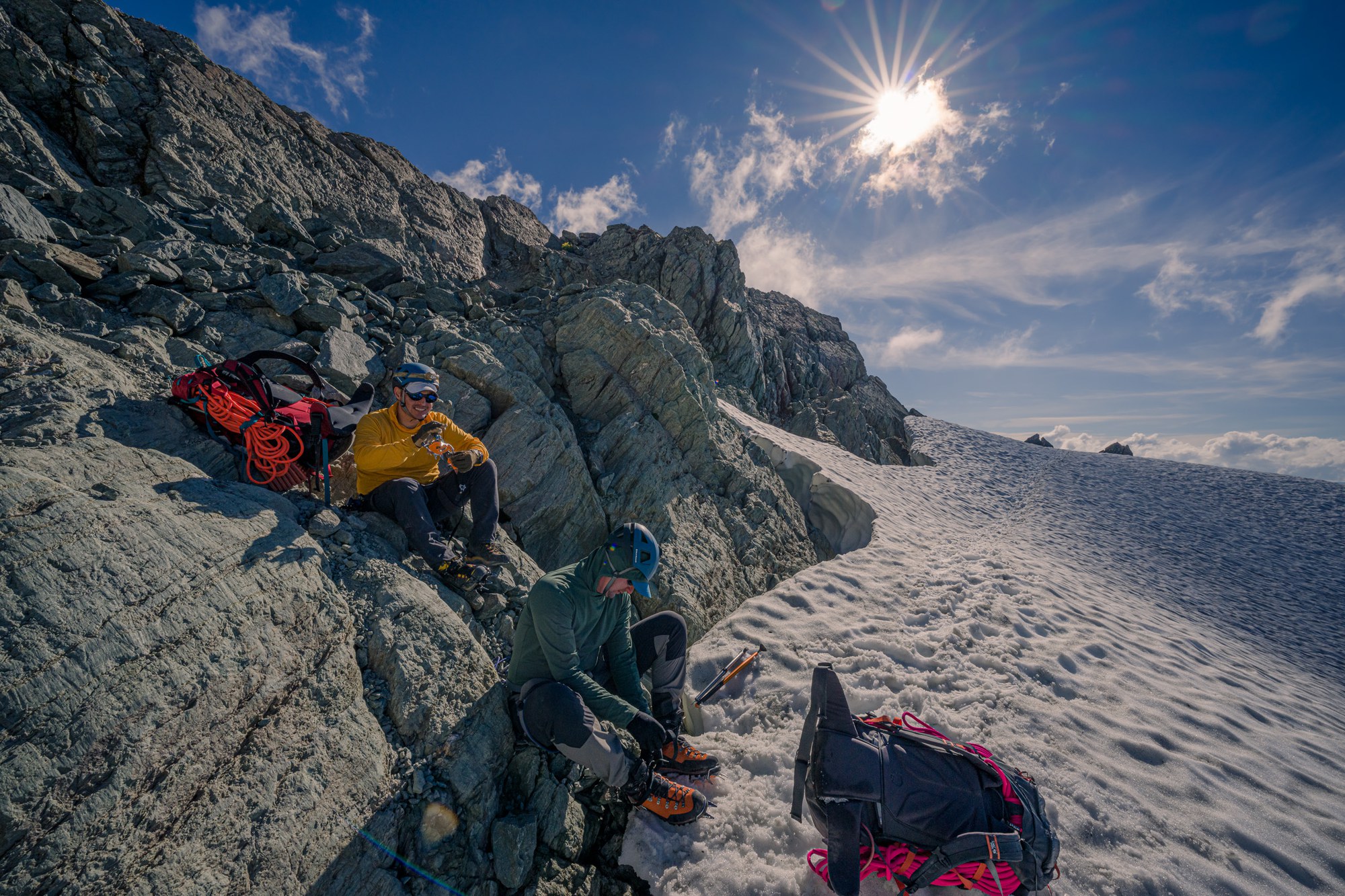 Shuksan Fisher Chimneys and SE ridge-[_ND15288]-Aug-21-2022.jpg