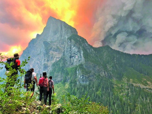 FIre This was a Mountaineers trip up Merchant Peak, looking at Baring Mt. on Sept 10, 2022 as the Bolt Creek fire broke out. Photo by Allison Dempsey-Hall.jpg