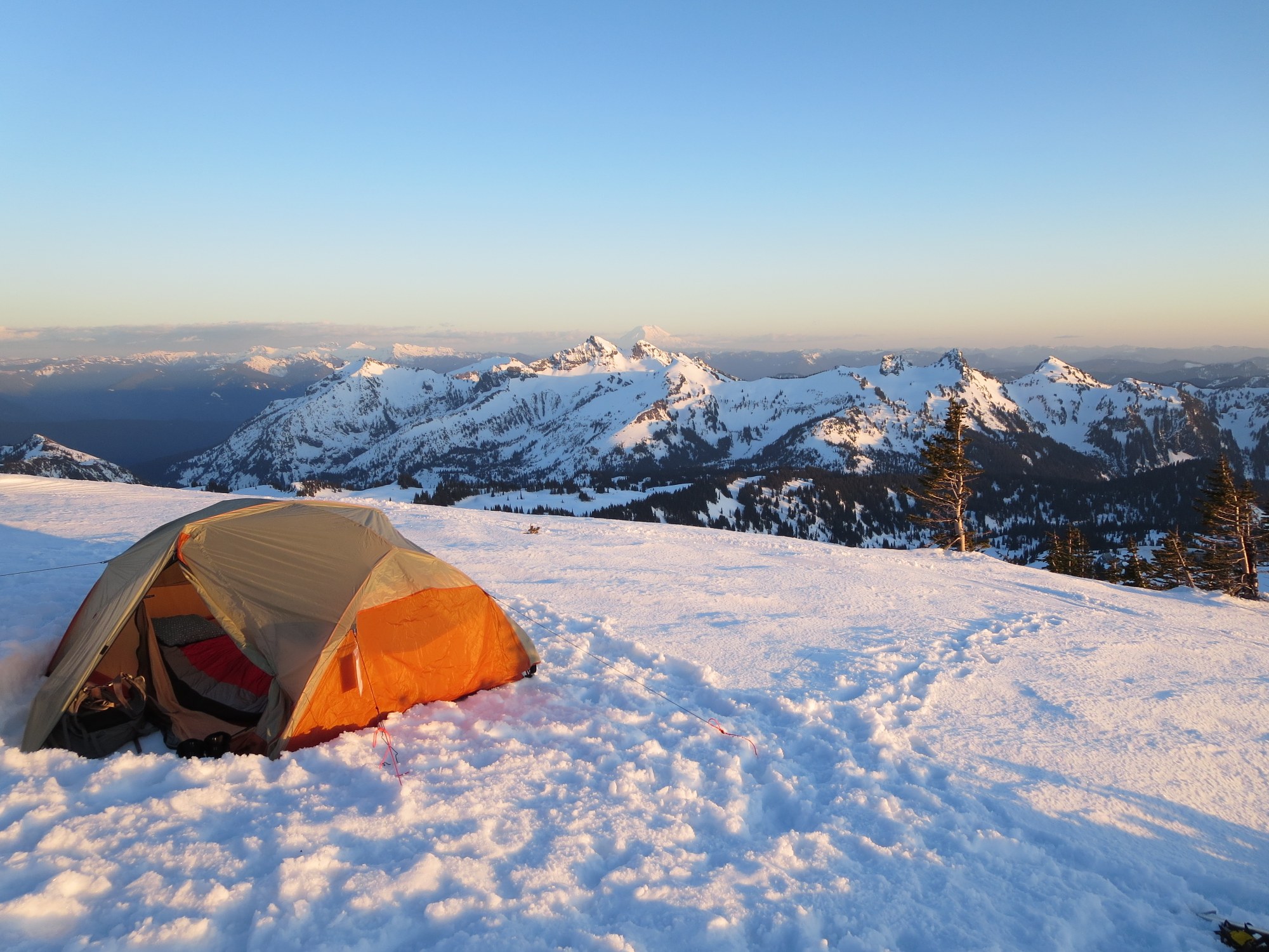 Snow Camping 101: An Ode to the Cold — The Mountaineers