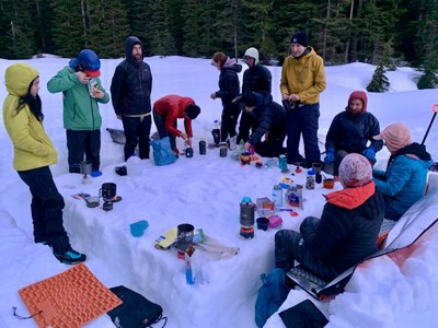 Seattle Basic Alpine SIG Field Trip - Overnight Snow Scrambling - Hyak Lake